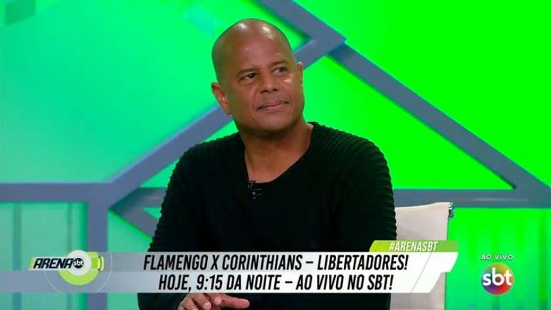 Flamengo e Corinthians definem o primeiro semifinalista da Libertadores (Foto: Reprodução/SBT)