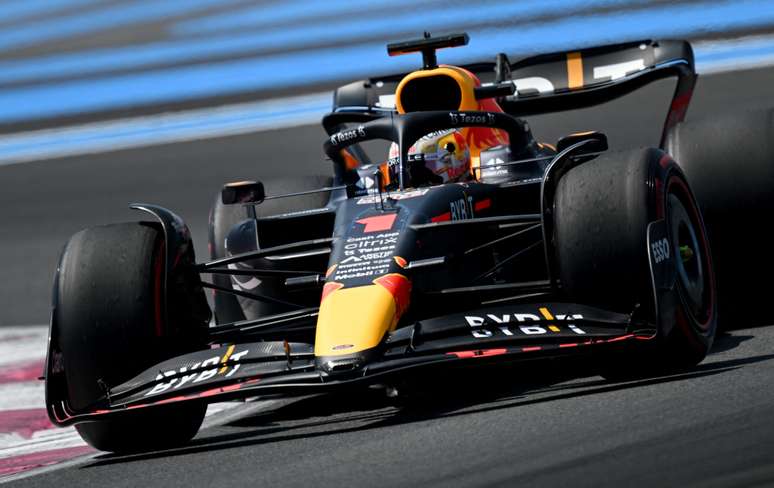 Max Verstappen durante os treinos livres do GP da França, em Paul Ricard 