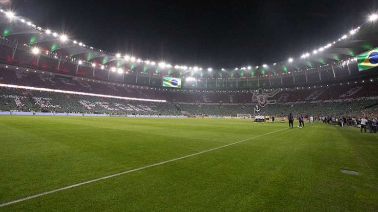 Torcida fez mosaico especial na despedida de Fred no Fluminense (Foto: Mariana Sá/Lancepress!)