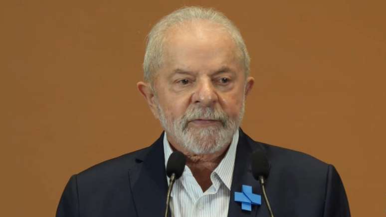 Após decisão do TSE, Lula apaga vídeo em que chama Bolsonaro de 'genocida'