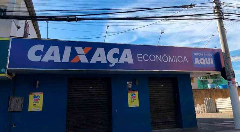 Bar chamado 'Caixaça Econômica' mudará de nome após notificação do banco