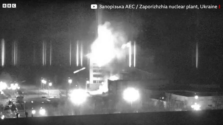 A usina nuclear de Zaporizhzhia foi atingida quando a Rússia tomou o complexo