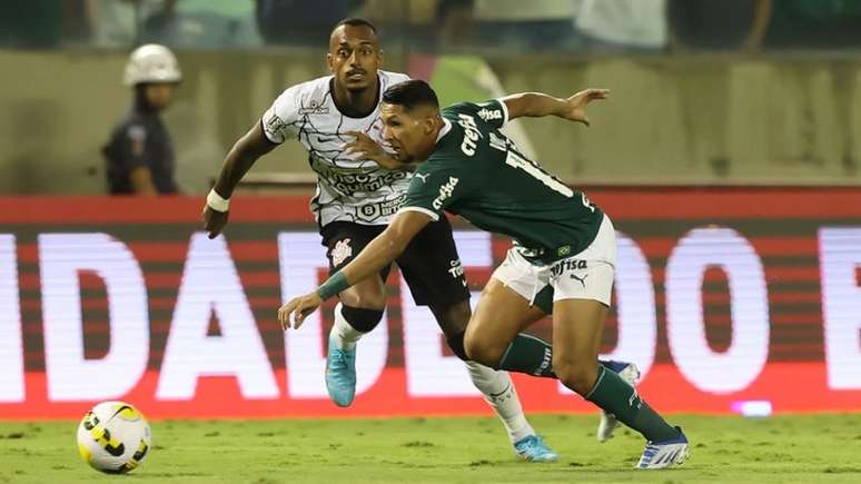 Verdão venceu o Timão no primeiro turno por 3 a 0 (Foto: Cesar Greco)