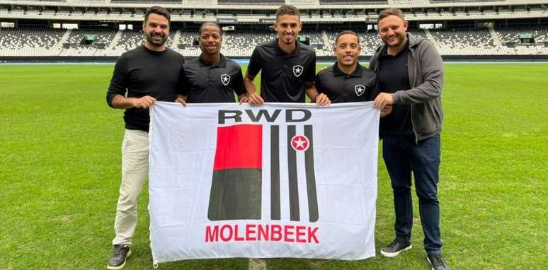 Ênio, Juninho e Rikelmi vão para o Molenbeek (Foto: Divulgação/Botafogo)