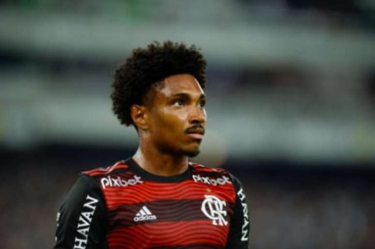 Vitinho não seguirá no Flamengo (Foto: Marcelo Cortes/Flamengo)