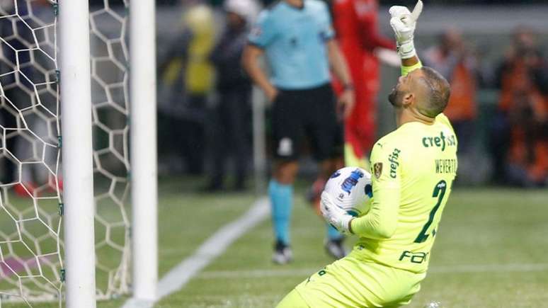 Weverton defendeu uma das penalidades e classificou o Palmeiras na Libertadores (Alex Silva / Lancepress!