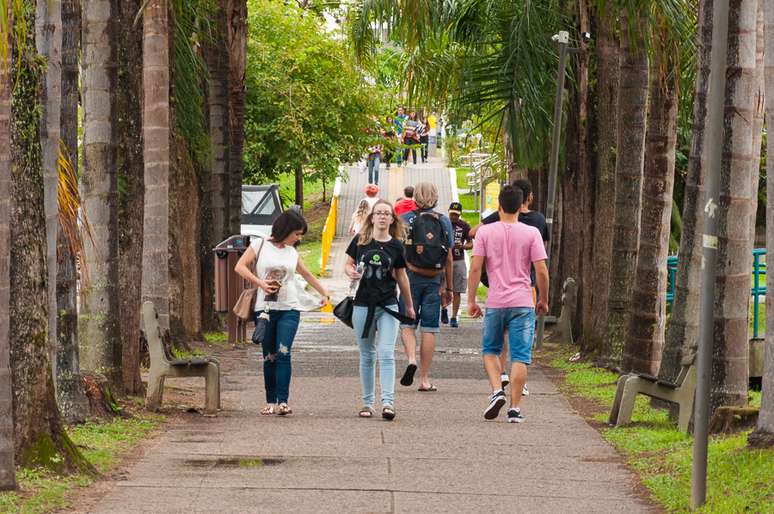 Para professor da UFSC, inclus&atilde;o de cotistas aumentou a excel&ecirc;ncia da universidade, que atualmente est&aacute; em 6&ordm; lugar no ranking de melhores universidades da Am&eacute;rica Latina