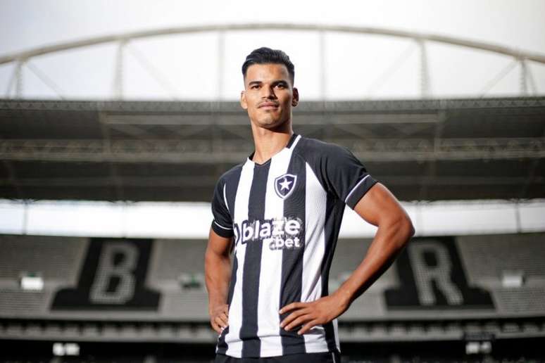 Danilo Barbosa é o novo reforço do Botafogo para sequência da temporada (Divulgação/Botafogo)