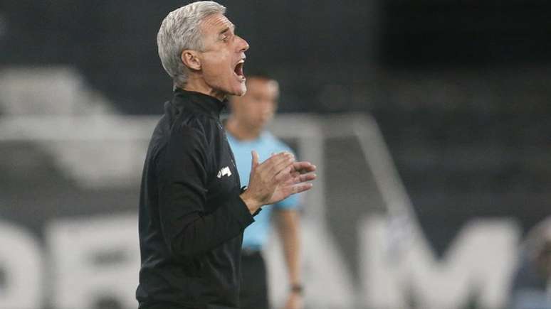 Luís Castro é o técnico do Botafogo (Foto: Vitor Silva/Botafogo)