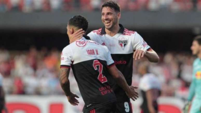 Calleri ressaltou a necessidade de foco no Campeonato Brasileiro (Foto: Divulgação/São Paulo)