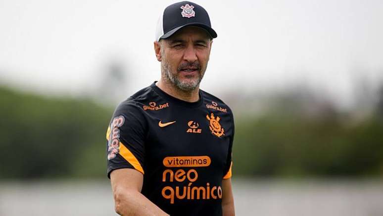 Vítor Pereira não tem tempo de lamentar o tropeço na última rodada e já trabalha para as decisões que tem pela frente com o Corinthians