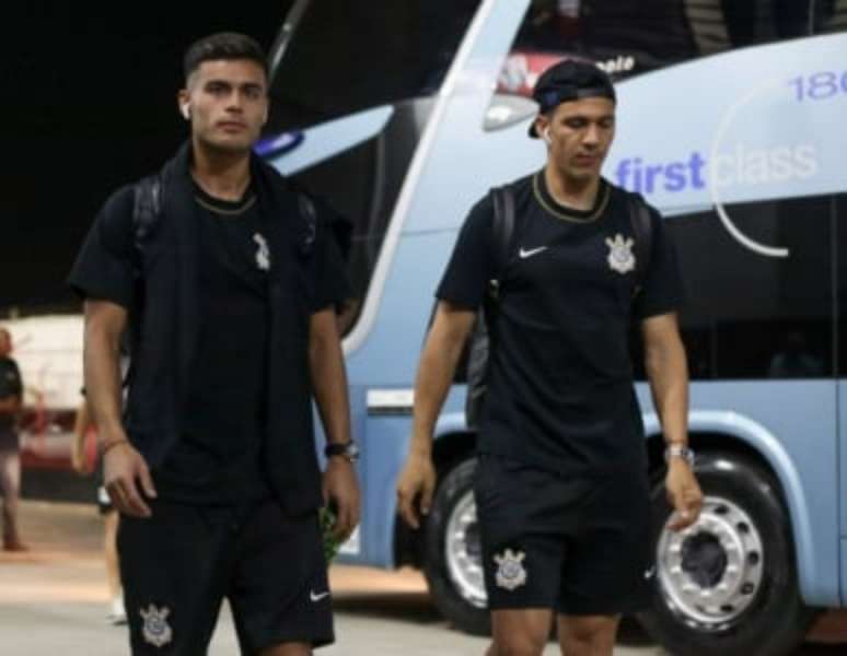 Balbuena e Fausto no Antônio Accioly (Foto: Rodrigo Coca/Agência Corinthians)