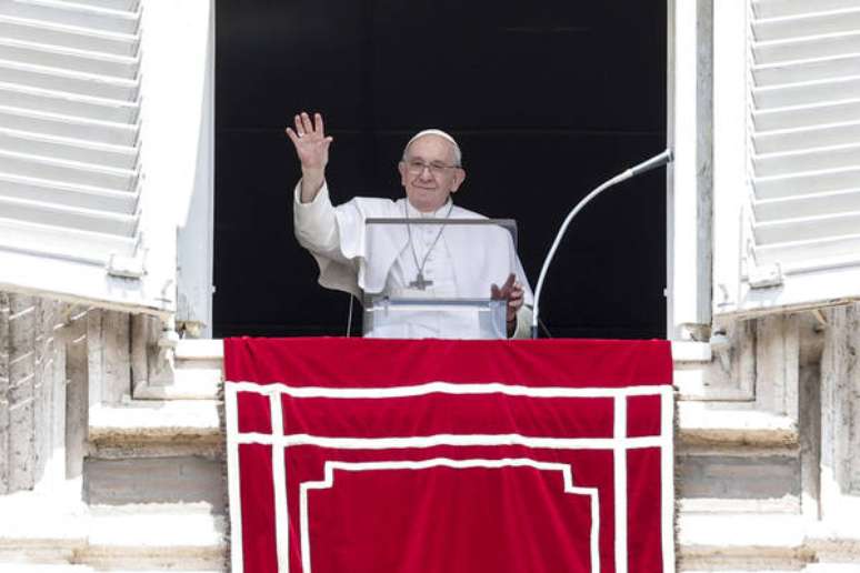 Papa Francisco celebra Angelus no Vaticano