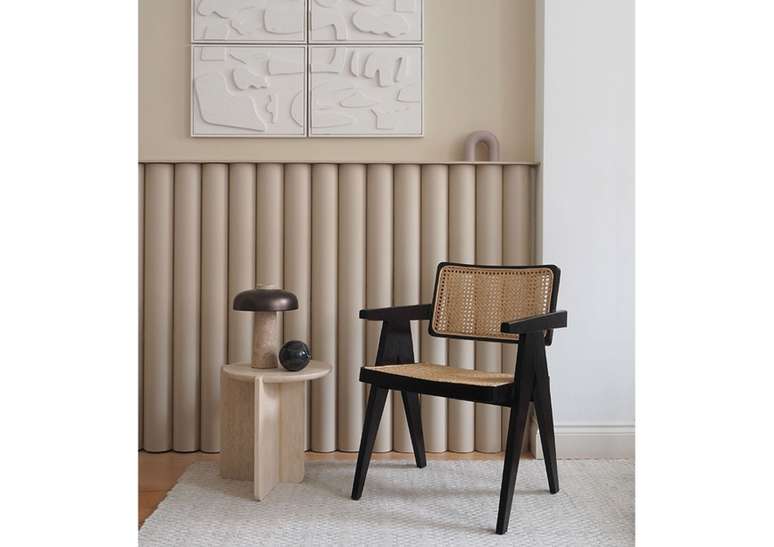 Aposte em curvas chiques em tons neutros.