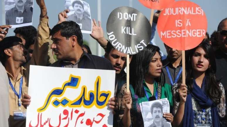 O Paquistão é considerado um país perigoso para jornalistas, situação que gera protestos no país