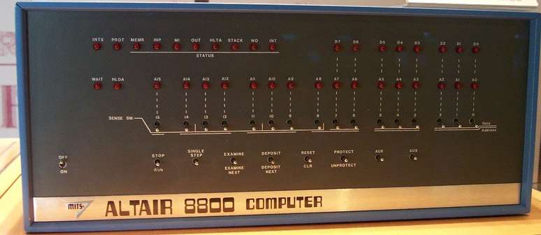Computador Altair 8800 (1974/75)