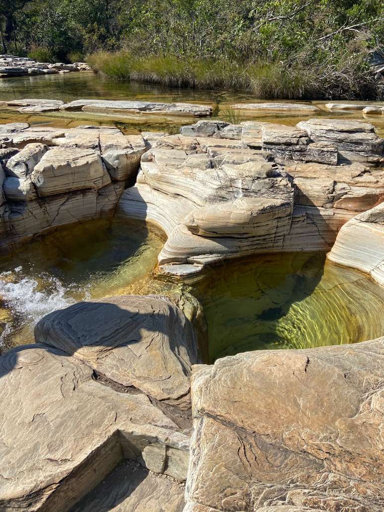 O Poço do Casal fica logo no início da trilha da Cachoeira da Capivara.