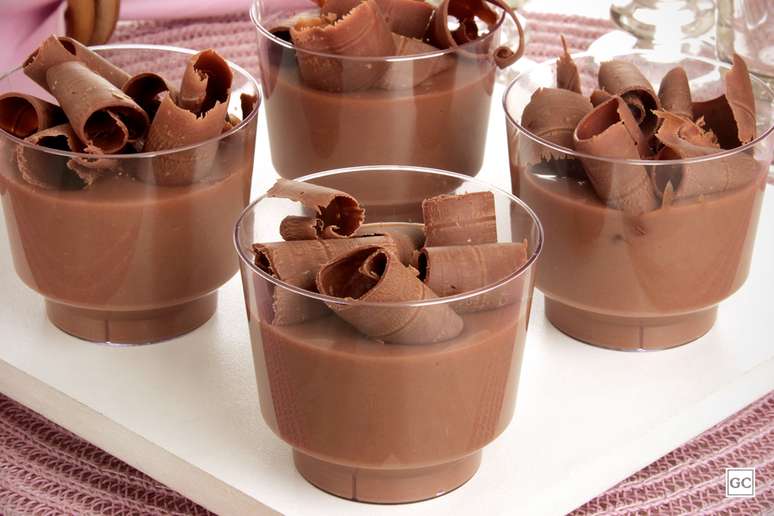 Mousse três chocolates – Foto: Guia da Cozinha