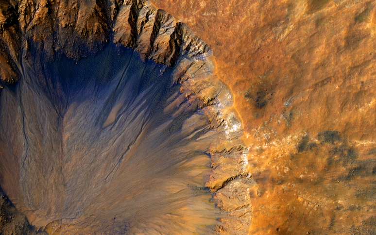 Sirenum Fossae, no planeta Marte; radiação é um dos maiores problemas para humanos viverem por lá