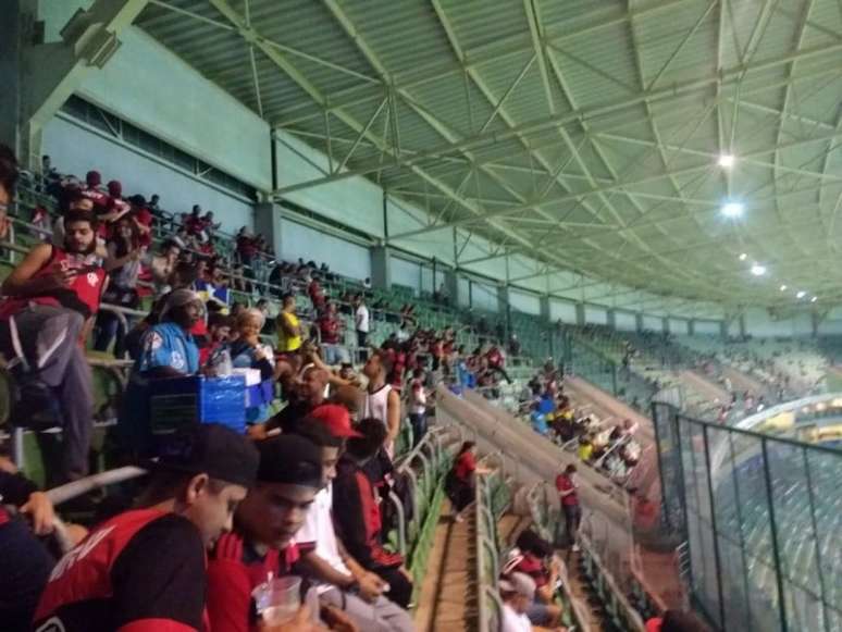 Torcida do Flamengo no setor visitante do Allianz Parque em 2018 (Foto: Divulgação/Flamengo)