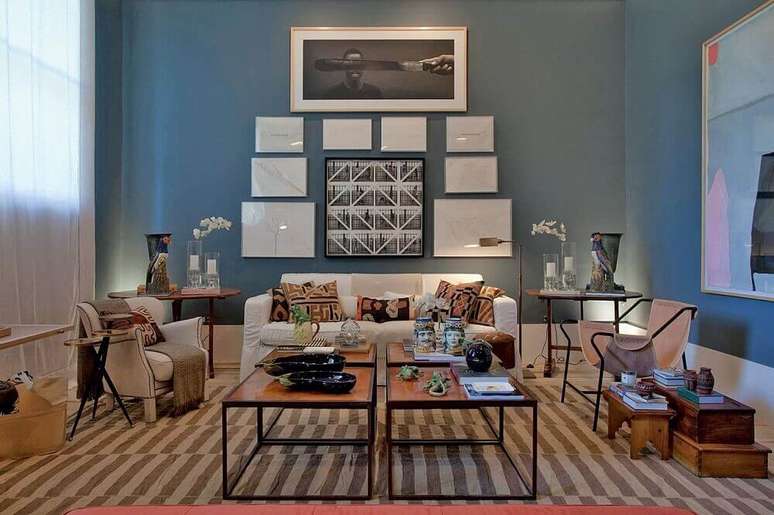 46. As cores de tinta para casa precisam ser lindas. Então veja as cores de casas mais lindas. Fonte: Decor Fácil