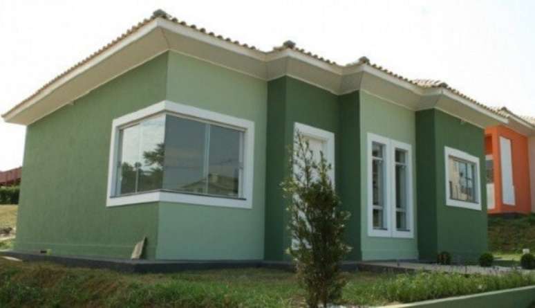 91. Cores de casas: fachada verde é uma tendência. Fonte: Vai Com Tudo