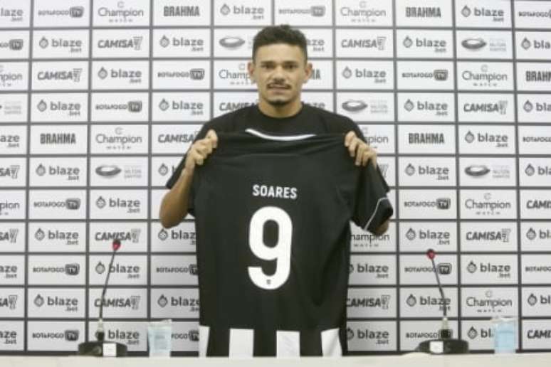 Tiquinho Soares é o camisa 9 do Botafogo (Foto: Vítor Silva/Botafogo)