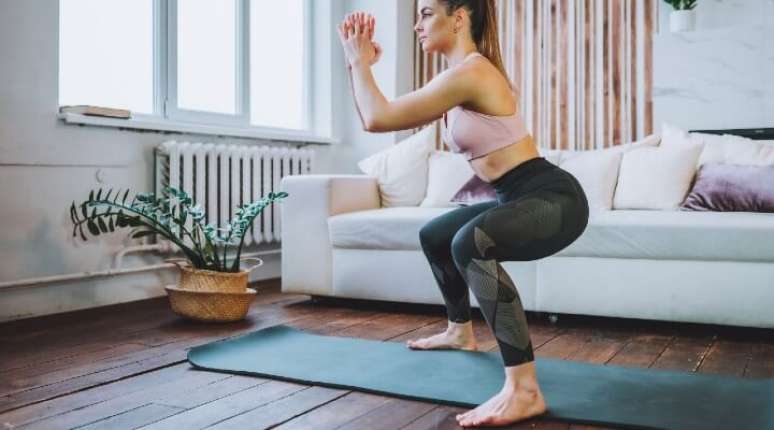 Agachamento / Foto: Shutterstock