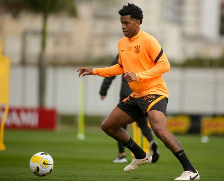 Gil volta a ser titular no Timão (Foto: Rodrigo Coca/Agência Corinthians)