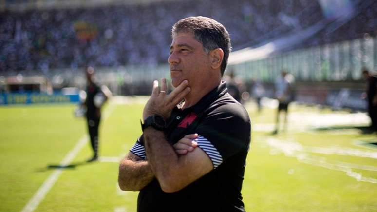 Vasco pode ultrapassar o Bahia nesta rodada da Série B do Campeonato Brasileiro (Foto: Daniel Ramalho / Vasco)