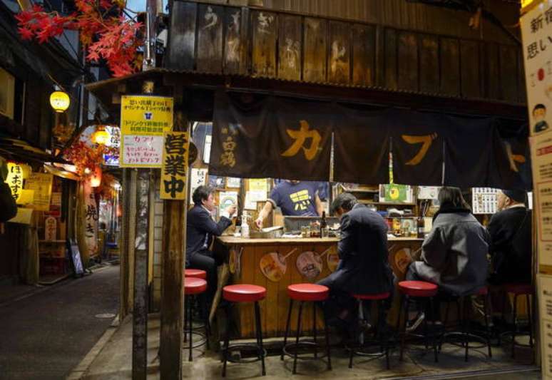 Japão quer que jovens e adultos voltem a consumir mais álcool