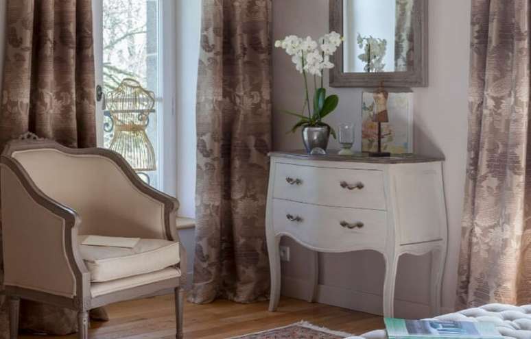 4. As estampas podem ser uma otima ideia para decora&ccedil;&atilde;o do quarto ficar ainda mais com sua cara. Fonte: Living4media