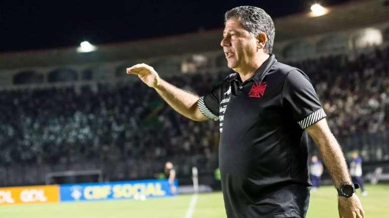 Vasco garante o acesso à elite do futebol brasileiro ganhando somente os  jogos em casa? L! calcula