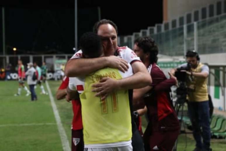 Rogério Ceni destacou o apoio da torcida (Foto: Rubens Chiri/São Paulo FC)