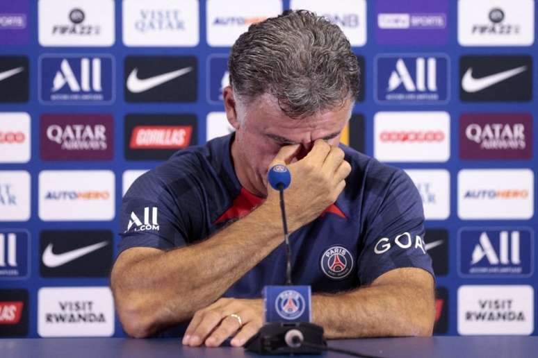 Jornal francês expõe situação do PSG com a Uefa (Foto: GEOFFROY VAN DER HASSELT / AFP)