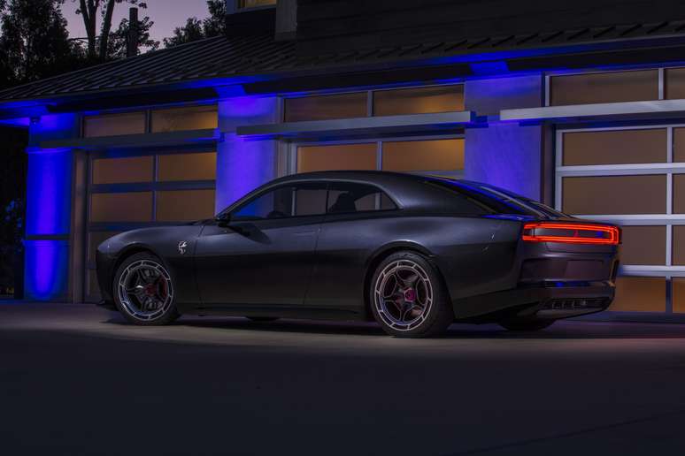 Dodge Charger Daytona SRT Concept