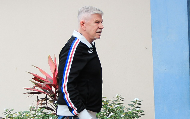 Miguel Falabella no Vel&oacute;rio de Claudia Jimenez 