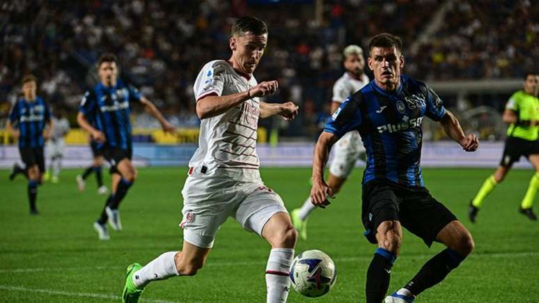 Equipes empatam em jogo movimentado na Itália (Foto: Miguel MEDINA / AFP)