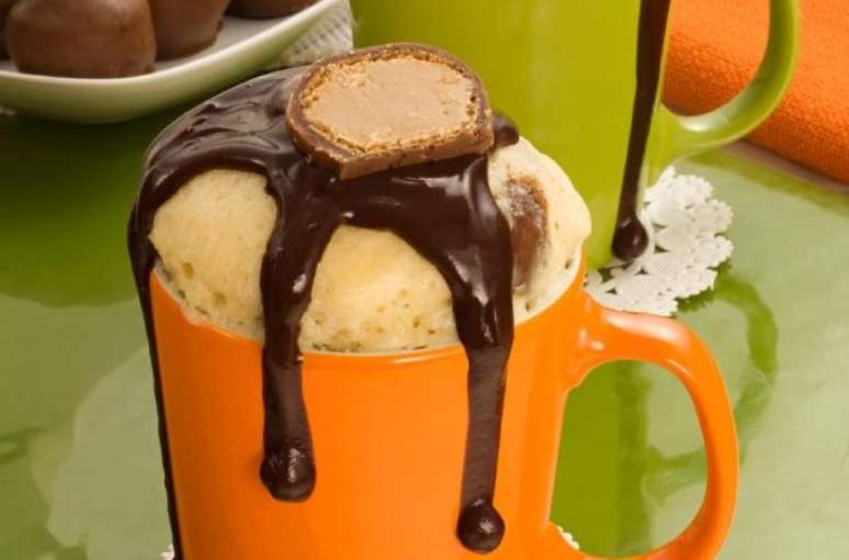 Bolo de caneca bombom | Foto: Guia da Cozinha