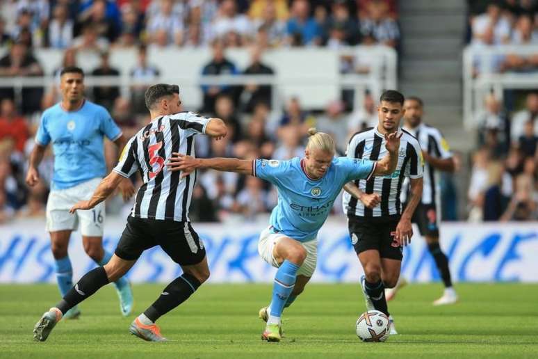 Em jogo emocionante e de seis gols, Newcastle e Manchester City empatam na  Premier League