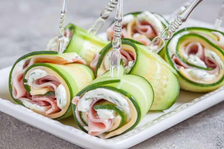 Enroladinho de pepino (Imagem: Shutterstock)