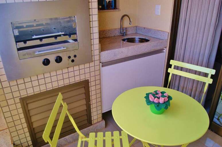 23. A cor amarela faz toda a diferen&ccedil;a em uma decora&ccedil;&atilde;o. Projeto de Priscila Fernandes Arquitetura