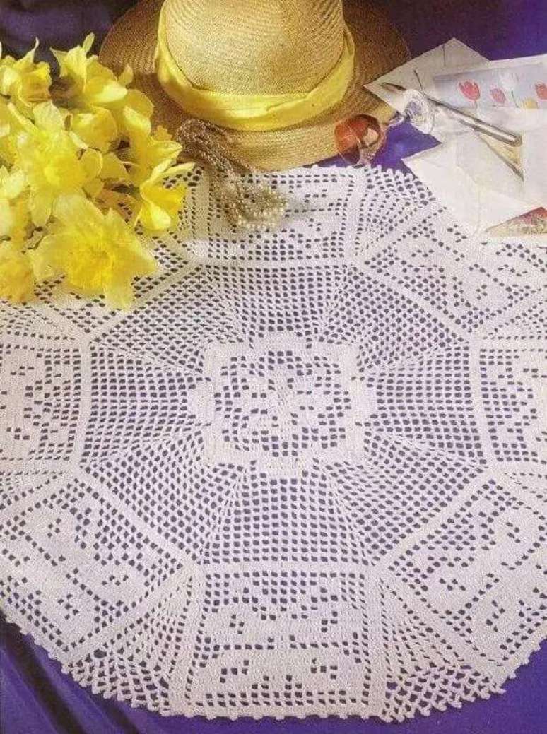 37. Ponto para toalha de mesa de croch&ecirc;. Fonte: AliExpress