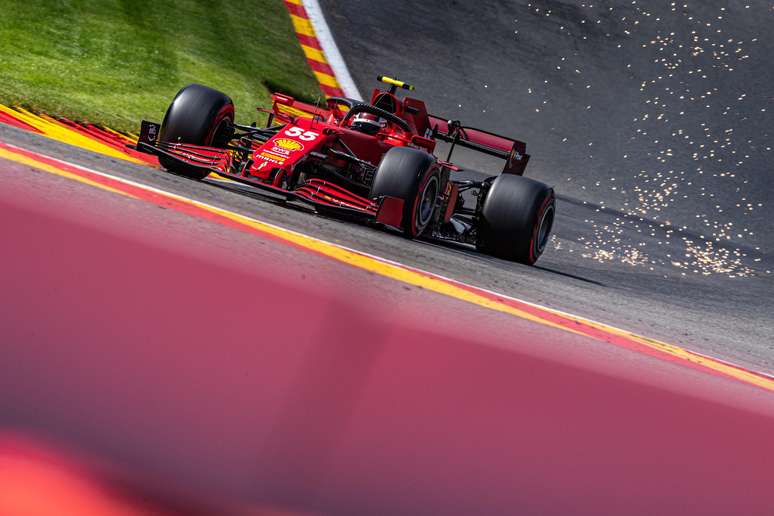 Carlos Sainz, em ação na Eau Rouge