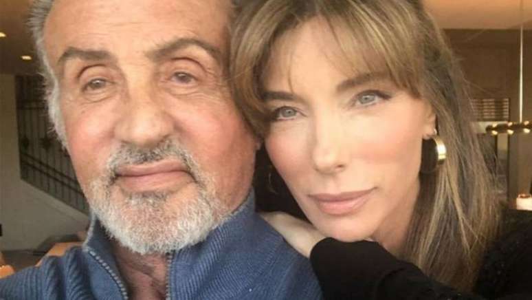 Em maio passado, Sylvester Stallone e Jennifer Flavin celebraram bodas de prata.