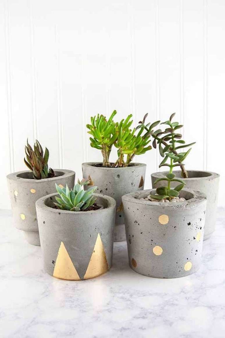 25. Cachepot para plantas de cimento na decoração rústica – Foto Decor Facil