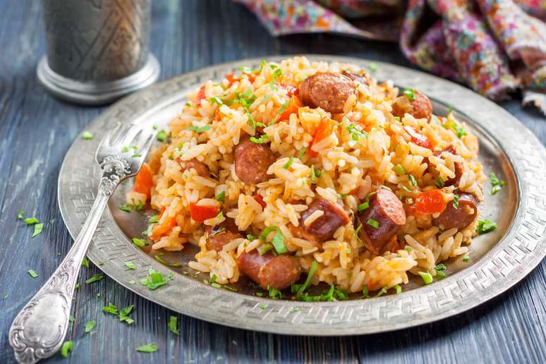 Arroz de forno com lingui&ccedil;a 