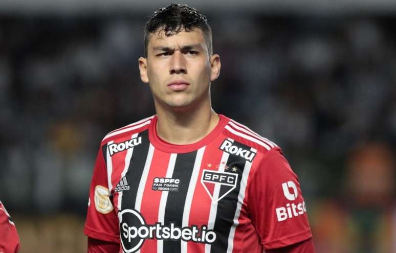 Ferraresi estreou contra o Santos com um bom desempenho (Foto: Rubens Chiri/Saopaulofc.net)