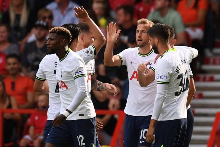 Tottenham venceu o Nottingham Forest na casa do adversário (OLI SCARFF / AFP)