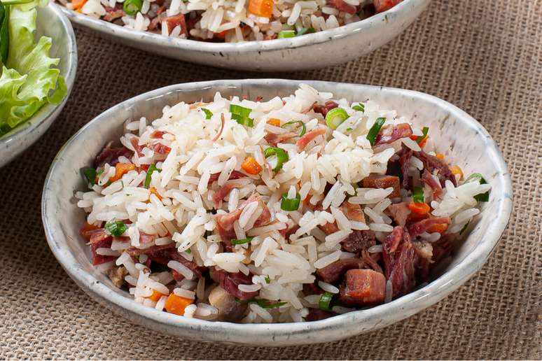 Arroz carreteiro (Imagem: Shutterstock)